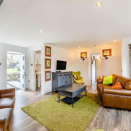 Вилла Bluebell House 5 Star Holiday Let Сомертон Экстерьер фото