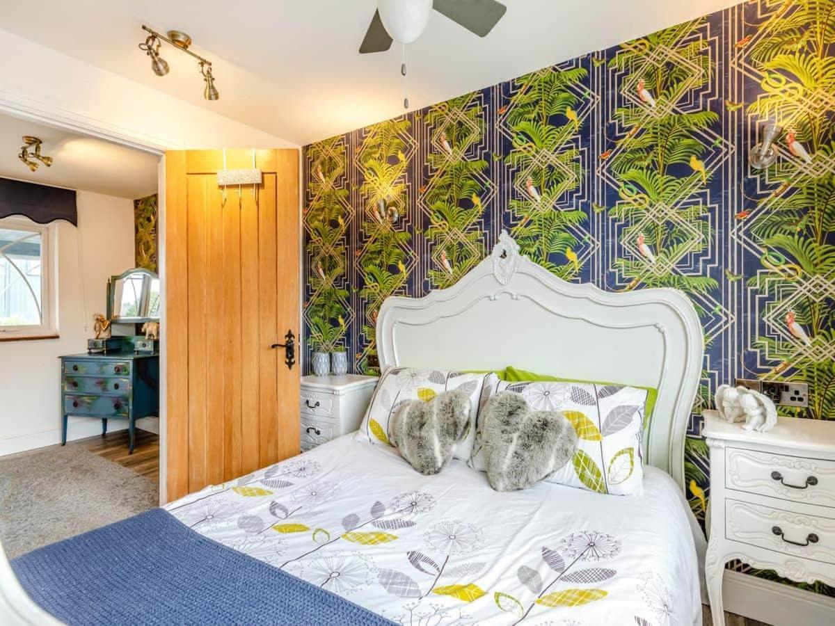 Вилла Bluebell House 5 Star Holiday Let Сомертон Экстерьер фото